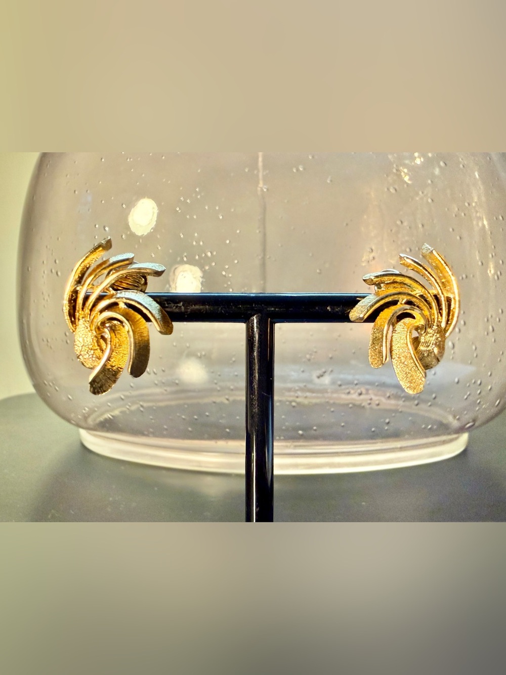 Rare Vintage Signed Monet Gold Tone Abstract Wing Clip On Earrings